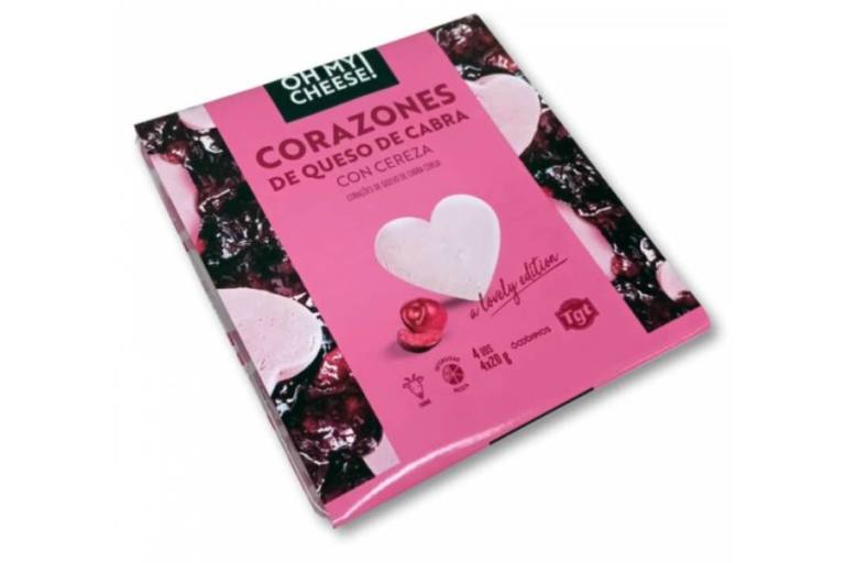 Corazones de queso de cabra con mermelada.