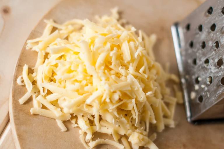 Queso vegano mozzarella.