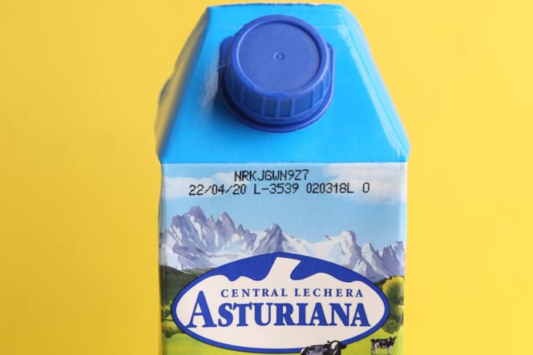 Leche de Central Lechera Asturiana.