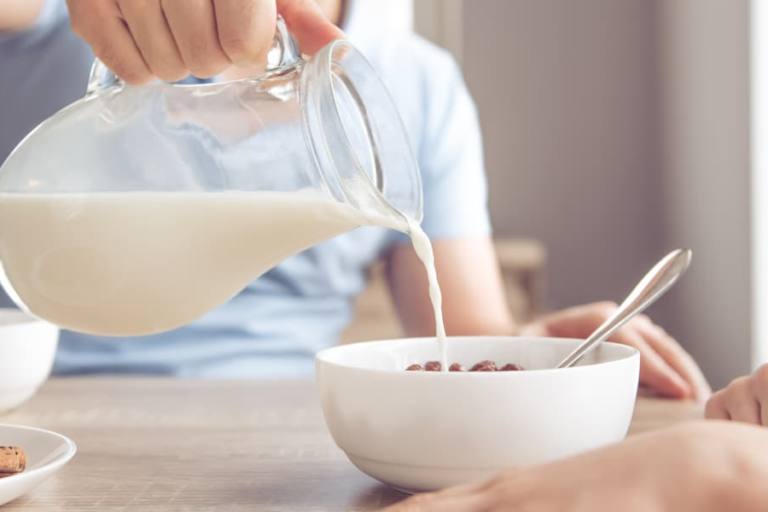 leche-desayuno Jarra de leche.