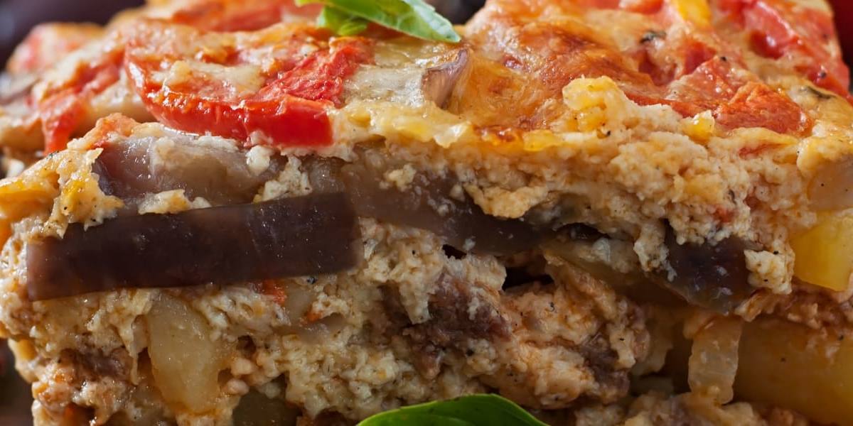 Musaka de berenjena, uno de los platos insignia de la gastronomía griega.