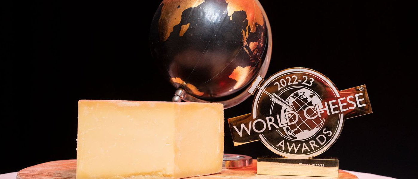 Los World Cheese Awards premian un queso gruyer suizo como mejor del mundo.
