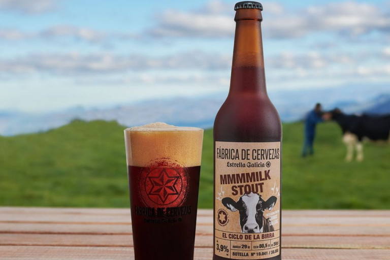 estrella-galicia-leche (1) La Milk Stout de Estrella Galicia se elabora añadiendo lactosa de vaca durante la ebullición.