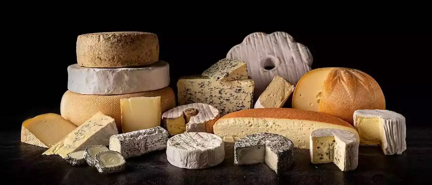 Haute Fromagerie comercializa 15 de los quesos franceses más premiados de los últimos años y piezas más extravagantes.