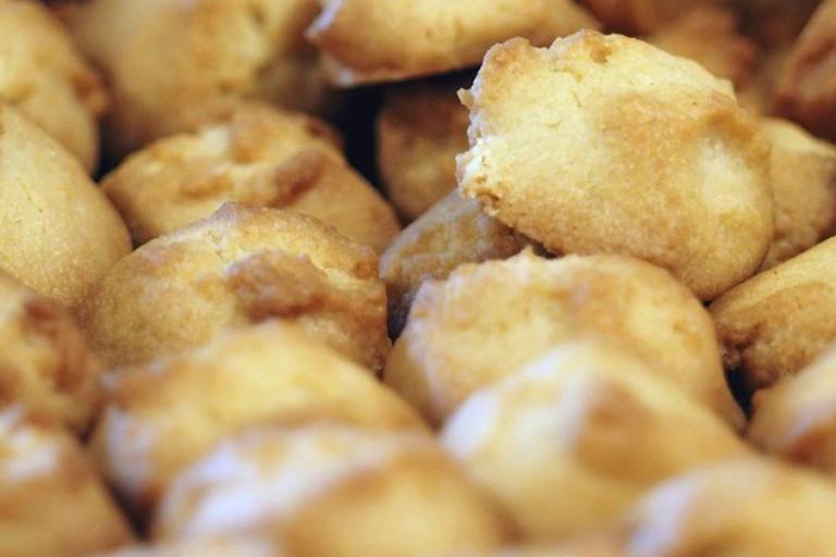 maruxas de nata Las maruxas de nata se elaboraban con la nata restante tras hervir leche fresca.