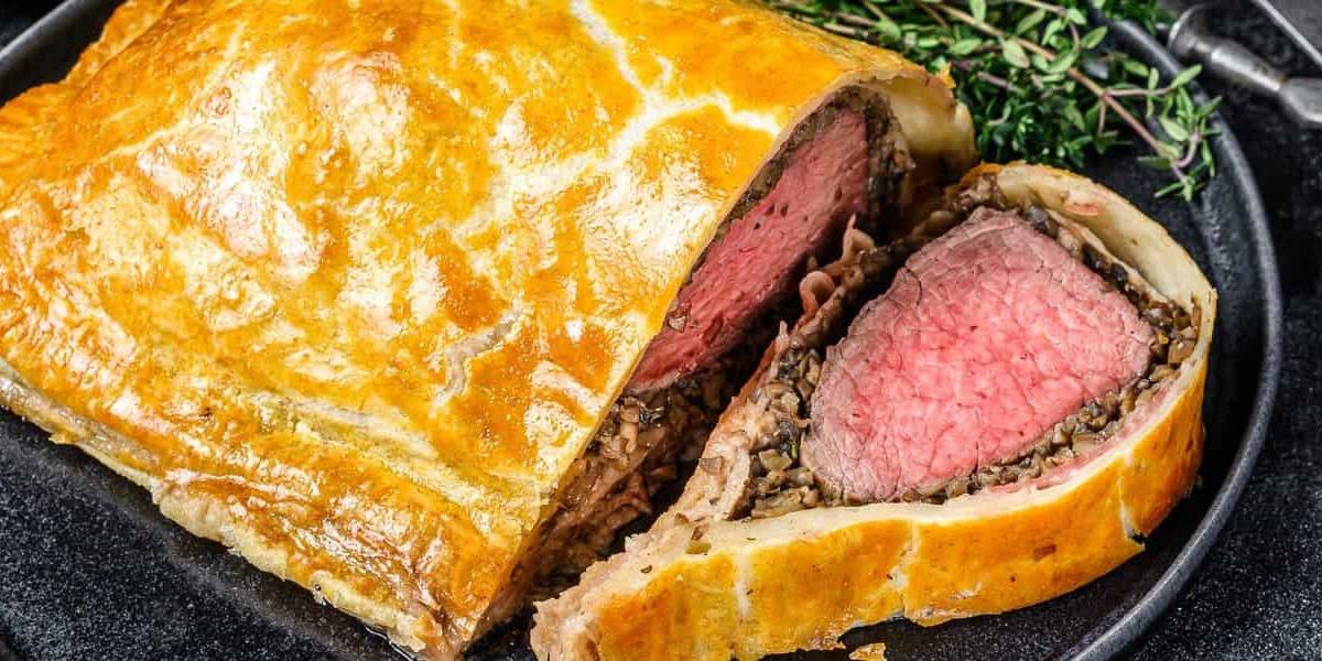 solomillo wellington (1) El solomillo Wellington es una elaboración rigurosa que requiere de maña para la presentación.