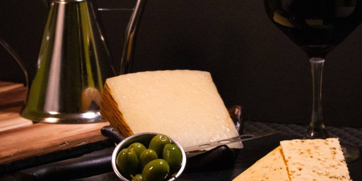 El queso manchego dedica dos tercios de su producción a exportación.