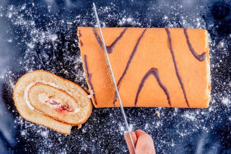 brazo de gitano El brazo de gitano debe reposar en la nevera para estar compacto.