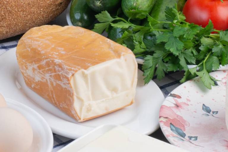 El calcio es un nutriente necesario para el organismo, por ello en las dietas vegana y vegetariana deben atender a este aspecto.