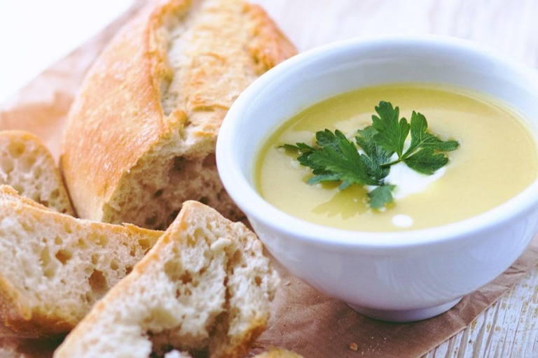 crema de puerros La crema de puerros depende de una temperatura media para lograr el espesor adecuado.