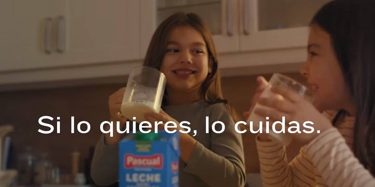 Leche Pascual revaloriza el origen y el proceso de su leche.