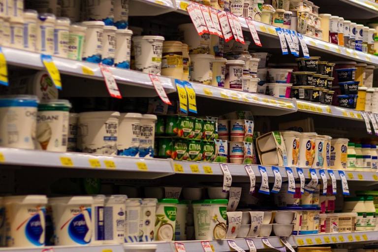 Danone avanza hacia la economía circular con el reciclado de envases.