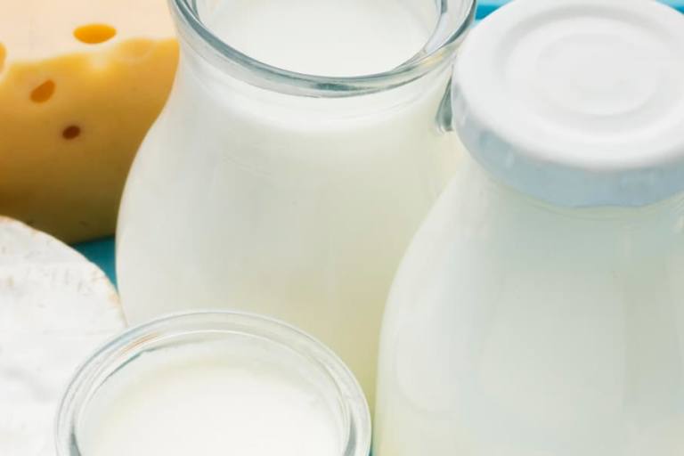 leche La leche desnatada es la más consumida en España.