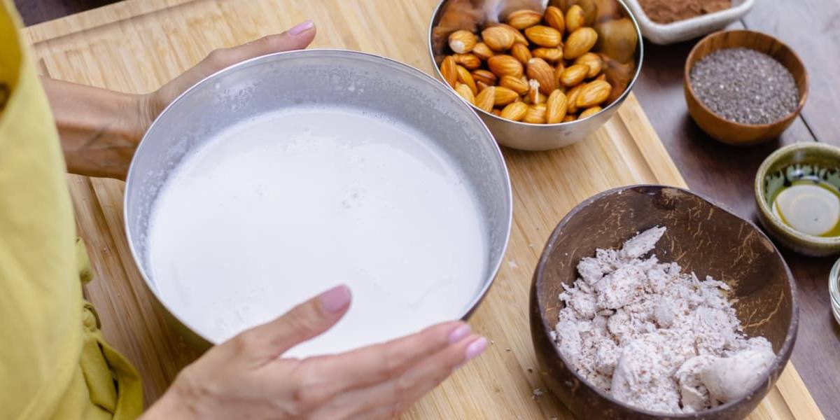 nata saludable para cocinar La nata para cocinar presenta unas cualidades muy concretas, como el porcentaje de materia grasa.
