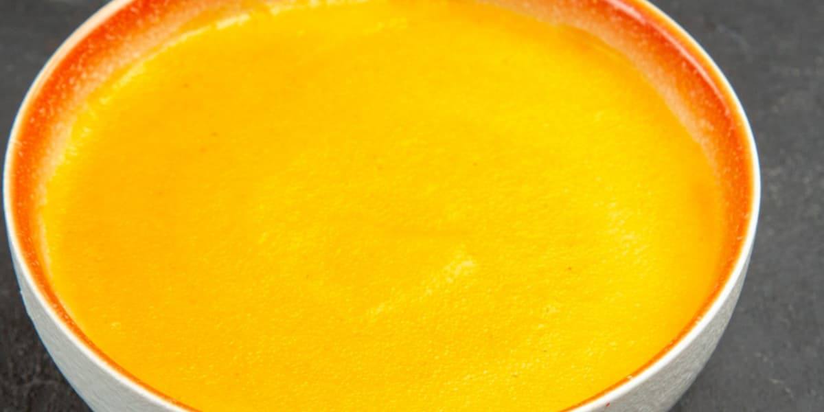 yogur probiotico curcuma La cúrcuma posee propiedades antiinflamatorias, entre otras, que se combinarían con los efectos positivos del yogur probiótico.