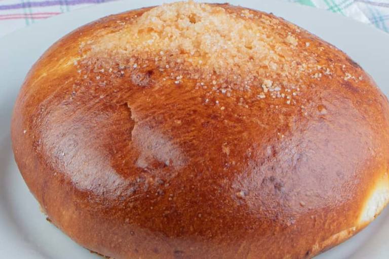 bollos suizos Los bollos suizos deben reposar durante horas para conseguir su particular textura.