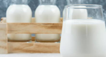 Es sencillo que marcas de leche de mala calidad se hagan pasar por una de calidad, en este artículo mostramos cómo identificar una leche de calidad.