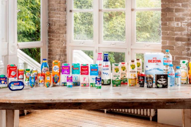 Las diferentes marcas de Calidad Pascual contienen lácteos de todo tipo, incluso bebidas vegetales como alternativas.