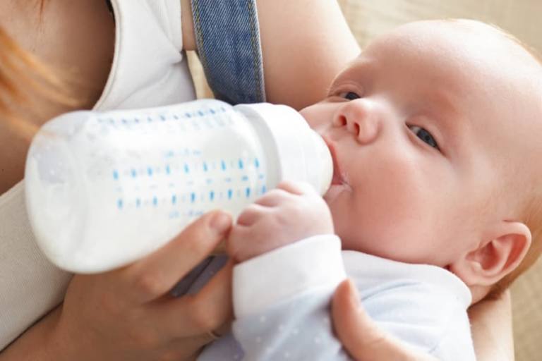 La alergia a la leche podría evitarse con un tratamiento vía oral de exposición al lácteo.