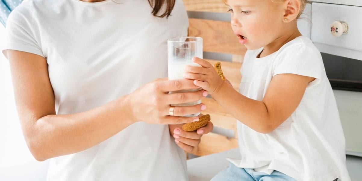 lácteos etapas El valor nutricional de los lácteos puede variar en cada etapa de la vida debido a las necesidades cambiantes del organismo y las cantidades de energía.