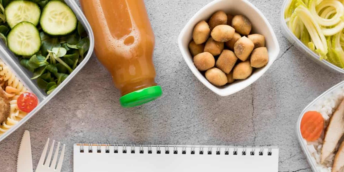 Para seguir la dieta DASH, es aconsejable hablar con un profesional de la salud o un dietista para adaptar las necesidades personales y recibir así orientación específica.