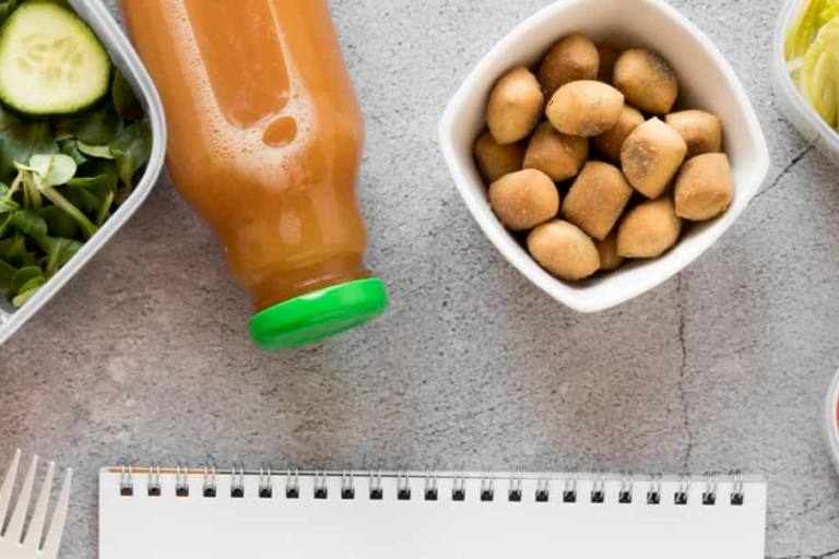 Para seguir la dieta DASH, es aconsejable hablar con un profesional de la salud o un dietista para adaptar las necesidades personales y recibir así orientación específica.