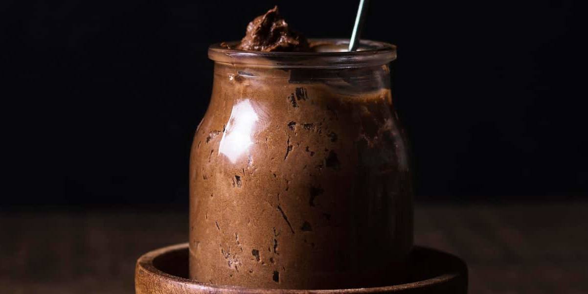 El batido de chocolate y queso crema se presenta como una opción gastronómica sabrosa y de correctos valores nutricionales con una receta accesible. 