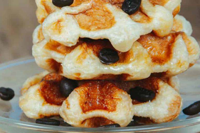 gofres de queso ricotta Los gofres de queso ricotta son una deliciosa variante que eleva la experiencia clásica de los gofres con una nueva textura.