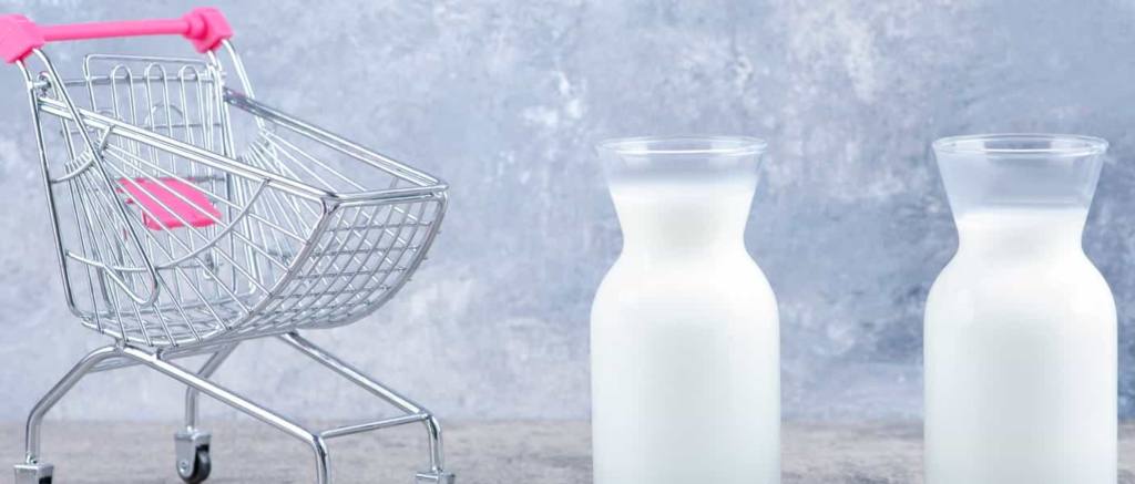 La Consellería de Medio Rural de la Xunta de Galicia salió al paso para asegurar que defiende “seguir potenciando los niveles de precio” de la leche que producen los ganaderos gallegos.