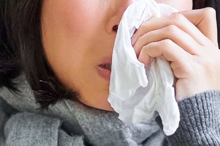 El mismo texto advierte que tampoco los pacientes asmáticos presentan un empeoramiento en su cantidad de mucosidad.