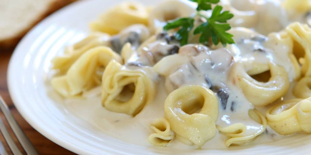 receta-tortellini-con-salsa-queso-nueces
