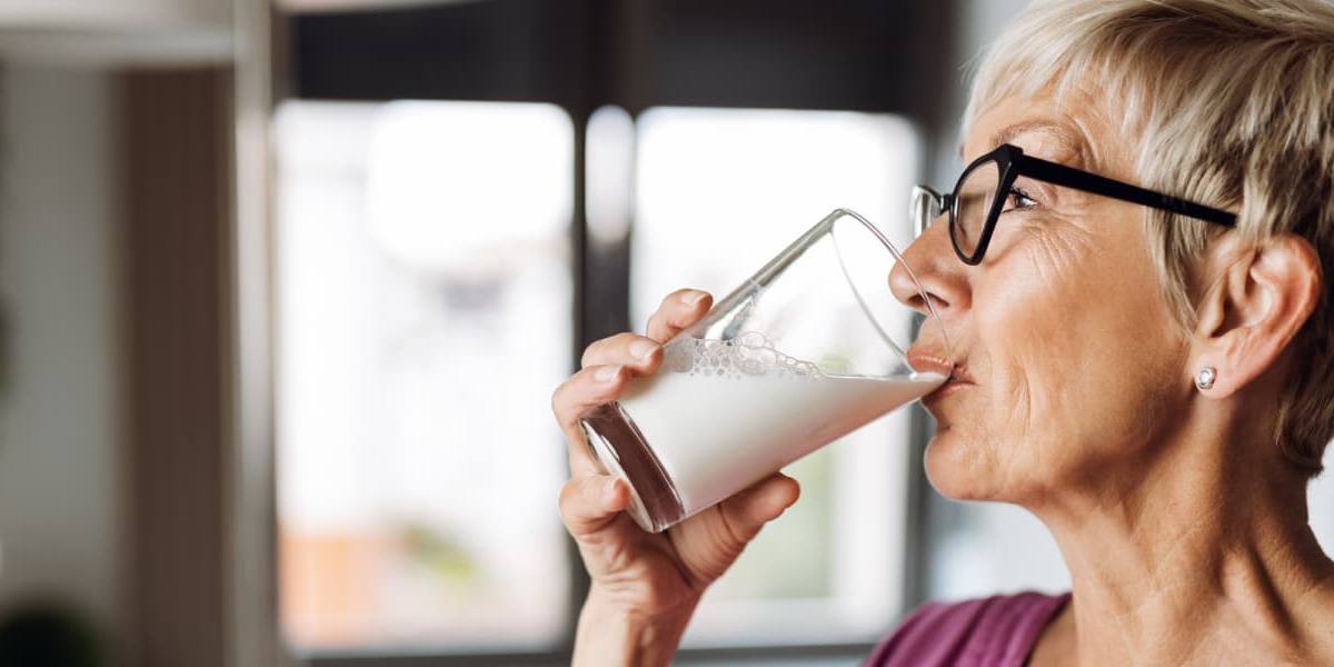 beneficios-de-los-lacteos-tercera-edad