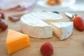 Un brote de listeria en quesos causa dos muertes en Francia y pone en alerta a España Un brote de listeria en quesos causa dos muertes en Francia y pone en alerta a España