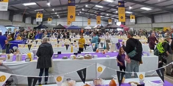 Captura de pantalla_17-10-2025_142052_www.instagram.com