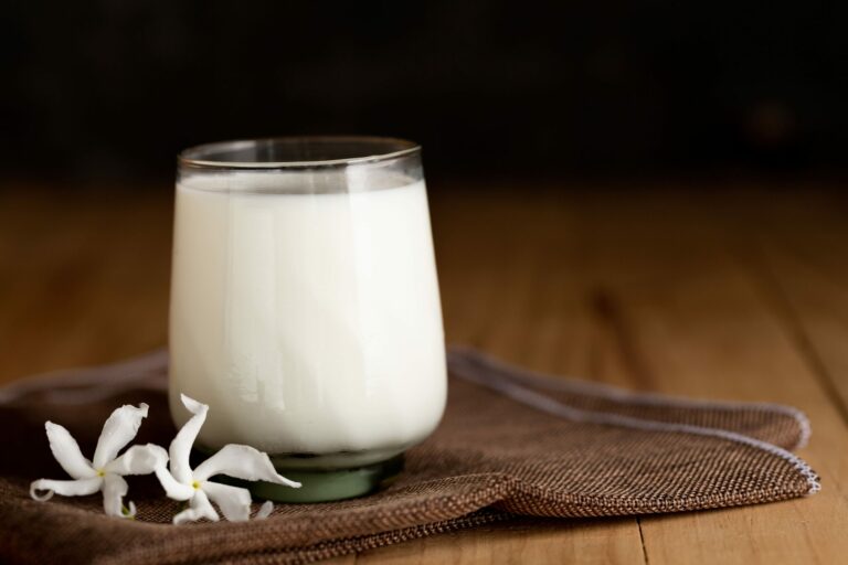 glass-milk-wood (1)
