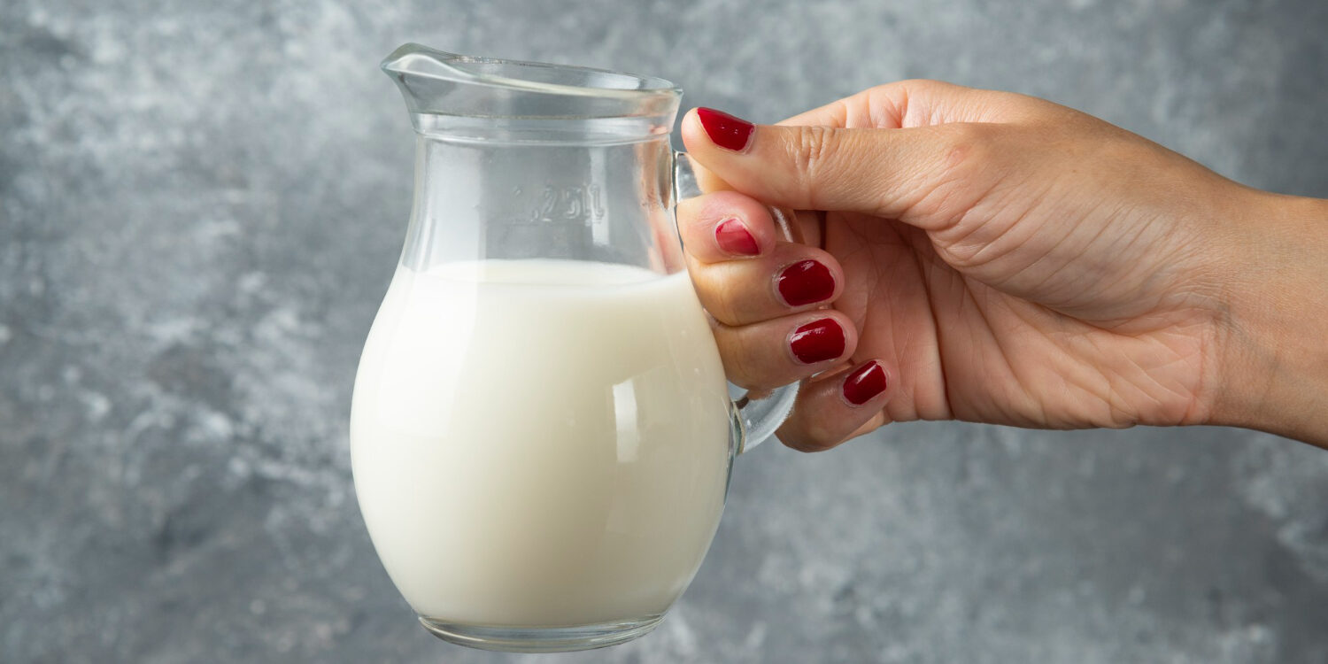 Por qué la leche es blanca